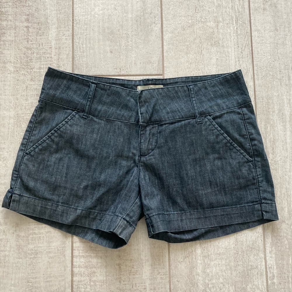 Soho Women's Dark Denim Jean Shorts